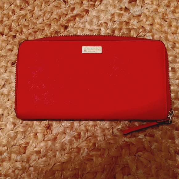Kate Spade Wallet - Picture 1 of 4